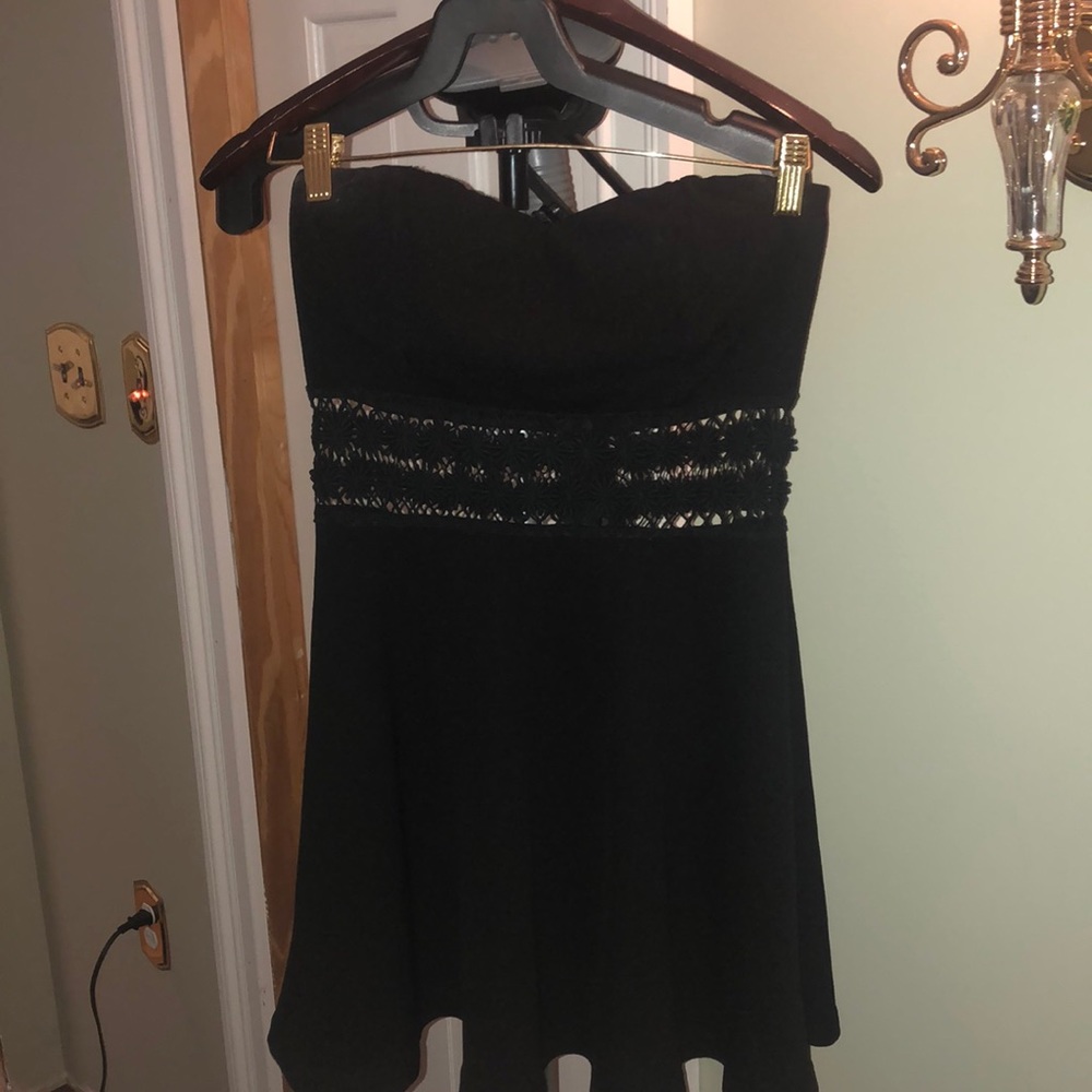 Strapless dress with lace detailing
